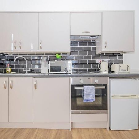 Flash Sales Offer - Any Week Day No Minimum Night Restrictions Central Hove 1 Bedroom Flat Bn38Bru02 Zewnętrze zdjęcie