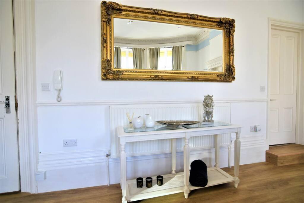Flash Sales Offer - Any Week Day No Minimum Night Restrictions Central Hove 1 Bedroom Flat Bn38Bru02 Zewnętrze zdjęcie
