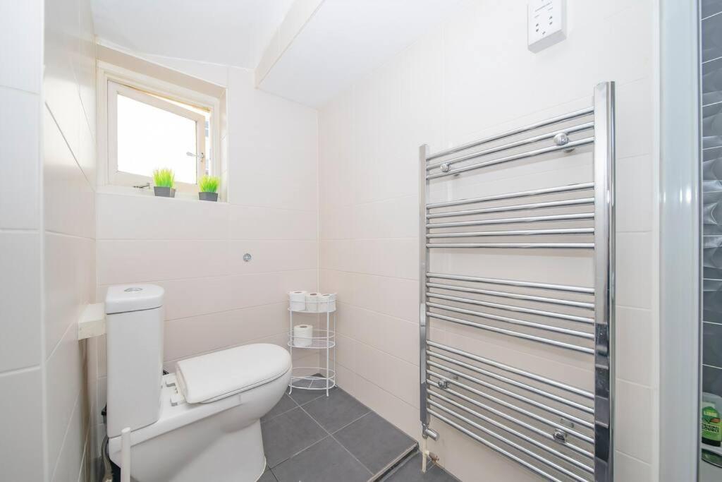 Flash Sales Offer - Any Week Day No Minimum Night Restrictions Central Hove 1 Bedroom Flat Bn38Bru02 Zewnętrze zdjęcie